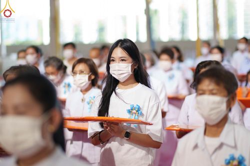 ภาพ No.99836:พิธีทอดผ้าป่า ต้นสมบัติจักรพรรดิ ในวันอาทิตย์ที่ 3 ธันวาคม พ.ศ. 2566 ณ สภาธรรมกายสากล วัดพระธรรมกาย จ.ปทุมธานี