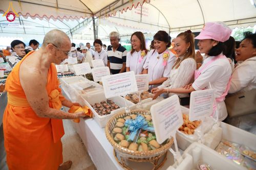 ภาพ No.118090:พิธีถวายภัตตาหารเป็นสังฆทาน แด่คณะพระธรรมยาตรา ปีที่ 12 วันที่ 24 มกราคม พ.ศ. 2567 ณ อนุสรณ์สถานบางนางแท่น จ.นครปฐม