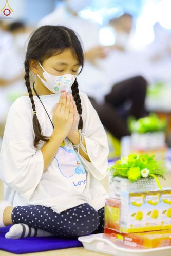 ภาพ No.85817:พิธีถวายคิลานเภสัชและอุปกรณ์การแพทย์ บูชาธรรมเนื่องในวันธรรมชัย วันที่ 19 สิงหาคม พ.ศ. 2566 ณ ห้องแก้วสารพัดนึก วัดพระธรรมกาย