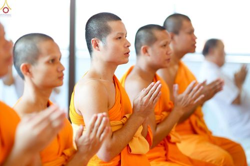 ภาพ No.249230:วันที่ 20 กันยายน พ.ศ. 2568 พิธีประดิษฐานรูปหล่อหลวงปู่วัดปากน้ำ ภาษีเจริญ ณ วิหารพระมงคลเทพมุนี (สด จนฺทสโร) ศูนย์ปฏิบัติธรรมภูเก็ต จ.ภูเก็ต