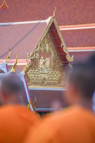 ภาพ No.201348:พระธรรมยาตราปฏิบัติธรรม และถ่ายภาพหมู่ประวัติศาสตร์ ณ อาคารธรรมยาตรา กตัญญูบูชามหาปูชนียาจารย์  ตรงข้ามวัดปากน้ำภาษีเจริญ จ.กรุงเทพมหานคร ในโครงการธรรมยาตรา กตัญญูบูชา มหาปูชนียาจารย์ พระมงคลเทพมุนี(สด จนฺทสโร) พระผู้ปราบมาร อนุสรณ์สถาน 7 แห่ง ปีที่ 13