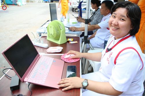 ภาพ No.116999:V.16 เป็นทีม การเตรียมงาน เก็บงาน การรับบุญของเจ้าหน้าที่หน่วยงานต่างๆ เพื่อโครงการธรรมยาตรา กตัญญูบูชามหาปูชนียาจารย์ พระมงคลเทพมุนี (สด จนฺทสโร) พระผู้ปราบมาร อนุสรณ์สถาน 7 แห่ง ปีที่ 12 ระหว่างวันที่ 2 - 31 มกราคม พ.ศ. 2567