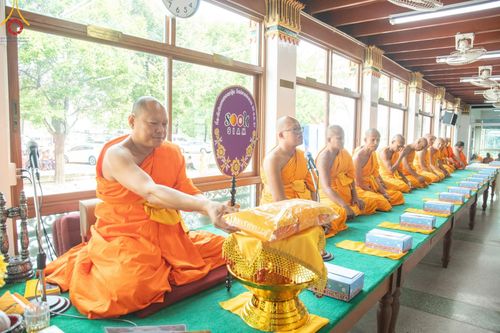 ภาพ No.203426:พิธีทอดผ้าป่าทำนุบำรุงศาสนสถาน ณ วัดปรางค์หลวง ตำบลบางม่วง อำเภอบางใหญ่ จังหวัดนนทบุรี ในโครงการธรรมยาตรา กตัญญูบูชา มหาปูชนียาจารย์ พระมงคลเทพมุนี(สด จนฺทสโร) พระผู้ปราบมาร อนุสรณ์สถาน 7 แห่ง ปีที่ 13 วันที่ 29 มกราคม พ.ศ. 2568