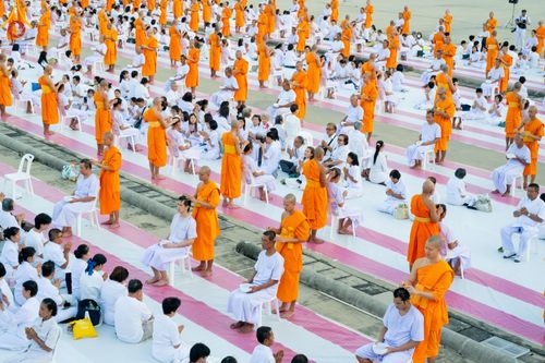 ภาพ No.180043:พิธีปลงผมนาคธรรมทายาท ในโครงการอุปสมบทหมู่ บูชาธรรมมหาปูชนียาจารย์ (ศูนย์อบรมวัดพระธรรมกาย) วันที่ 1 ธันวาคม พ.ศ. 2567 ณ ลานธรรมหารัตนวิหารคด วัดพระธรรมกาย จ.ปทุมธานี