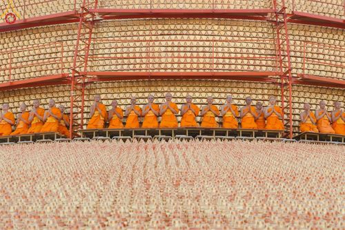 ภาพ No.194543:พิธีปฐมเริ่มสุวรรณรังสรรค์มหาธรรมกายเจดีย์ วันจันทร์ที่ 13 มกราคม พ.ศ. 2568 ณ มหาธรรมกายเจดีย์ วัดพระธรรมกาย จ.ปทุมธานี