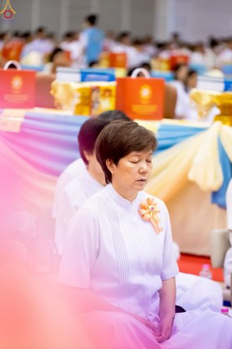 ภาพ No.236108:วันที่ 3 สิงหาคม พ.ศ. 2568 พิธีบูชาข้าวพระ ณ สภาธรรมกายสากล วัดพระธรรมกาย