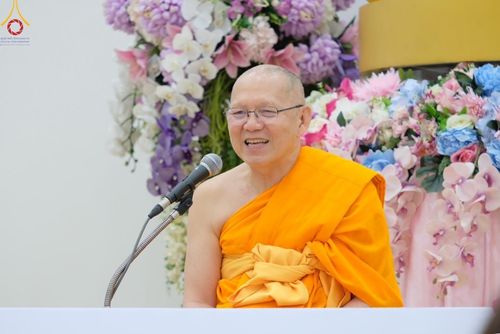 ภาพ No.157401:โครงการ อุบาสกแก้ว อุบาสิกาแก้ว รุ่นที่ 3 ตัวแทนทอดกฐินสามัคคีทั่วไทย 30,000 วัด บูชาธรรม 80 ปี หลวงพ่อธัมมชโย ระหว่างวันที่ 19-22 กันยายน พ.ศ. 2567 โซนกรุงเทพฯ-สมุทรปราการ ณ อาคาร 115 ปี คุณยายอาจารย์ฯ วัดพระธรรมกาย