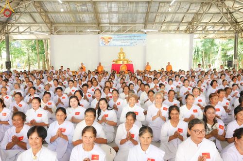 ภาพ No.158320:โครงการอบรมอุบาสก อุบาสิกาแก้ว  ตัวแทนทอดกฐิน 30,000 วัด ทั่วไทย บูชาธรรม 80 ปี หลวงพ่อธัมมชโย ระหว่างวันที่ 20-22 กันยายน พ.ศ. 2567 ณ จังหวัดบุรีรัมย์ รุ่นที่ 3