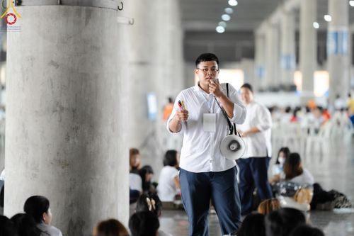 ภาพ No.59399:การอบรมอาสาสมัคร  เตรียมงานและจัดถวายภัตตาหาร แด่พระสังฆาธิการ 10,000 กว่าวัดทั่วประเทศ ในวันที่ 21-22 เมษายน พ.ศ.2567 เพื่องานวันคุ้มครองโลก จัดโดย ชมรมพุทธศาสตร์สากลฯ