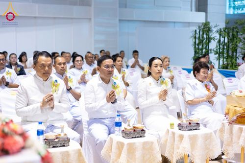 ภาพ No.185299:พิธีถวายมหาสังฆทาน 1,000 วัด ในวาระอายุวัฒนมงคล 84 ปี หลวงพ่อทัตตชีโว วันอาทิตย์ที่ 22 ธันวาคม พ.ศ. 2567 ณ สภาธรรมกายสากล วัดพระธรรมกาย