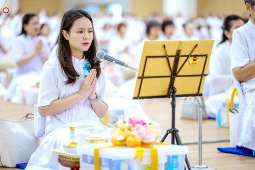 ภาพ No.280578:วันที่ 28 ธันวาคม พ.ศ.2568 พิธีถวายอุปกรณ์ทำความสะอาด ณ ห้องแก้วสารพัดนึก วัดพระธรรมกาย