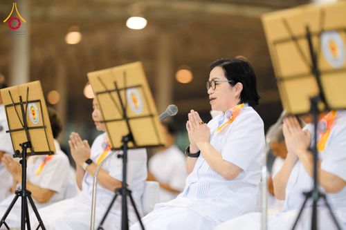 ภาพ No.306944:วันที่ 31 มกราคม พ.ศ. 2569 พิธีถวายภัตตาหารเป็นสังฆทาน แด่พระธรรมยาตรา ณ วัดพระธรรมกาย  จังหวัดปทุมธานี ในโครงการธรรมยาตรา กตัญญูบูชา มหาปูชนียาจารย์ พระมงคลเทพมุนี(สด จนฺทสโร) พระผู้ปราบมาร อนุสรณ์สถาน 7 แห่ง ปีที่ 14