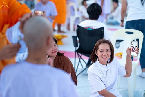 ภาพ No.132784:พิธีปลงผมยุวธรรมทายาท รุ่นที่ 32 มัชฌิมธรรมทายาท รุ่นที่ 28 ณ ลานธรรม วัดพระธรรมกาย วันเสาร์ที่ 30 มีนาคม พ.ศ. 2567