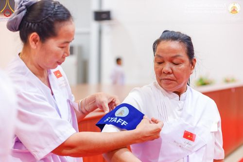 ภาพ No.152213:โครงการอบรมอุบาสก อุบาสิกาแก้ว ตัวแทนทอดกฐิน 30,000 วัด ทั่วไทย ระหว่างวันที่ 6-8 กันยายน พ.ศ. 2567 ณ ศูนย์อบรมเยาวชนกาญจนบุรี