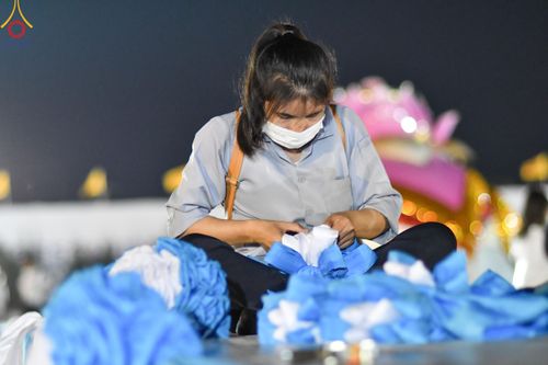 ภาพ No.119522:V.18 ทันทีม การเตรียมงาน เก็บงาน การรับบุญของเจ้าหน้าที่หน่วยงานต่างๆ เพื่อโครงการธรรมยาตรา กตัญญูบูชามหาปูชนียาจารย์ พระมงคลเทพมุนี (สด จนฺทสโร) พระผู้ปราบมาร อนุสรณ์สถาน 7 แห่ง ปีที่ 12 ระหว่างวันที่ 2 - 31 มกราคม พ.ศ.2567