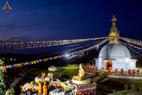 ภาพ No.213035:วันที่ 14 - 15 มีนาคม พ.ศ. 2568 คณะสงฆ์และสามเณรเดินธรรมยาตรา ในโครงการบวชสามเณรเนปาล 500 รูป ไปยังสถานที่รอบมายาเทวีและลุมพินีเกรด ณ ลุมพินี ประเทศเนปาล