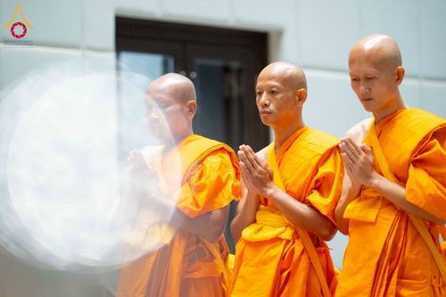 ภาพ No.277861:วันเสาร์ที่ 6 ธันวาคม พ.ศ. 2568 พิธีบรรพชาอุปสมบทและพิธีถวายบาตร โครงการอุปสมบทบูชาธรรมมหาปูชนียาจารย์ ประจำปี พ.ศ.2568 โครงการบวชพระนานาชาติ AEC และ WAB รุ่น CEO (นักบริหาร) รุ่นที่ 5 ณ มหาธรรมกายเจดีย์ วัดพระธรรมกาย