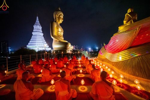 ภาพ No.119298:พิธีจุดประทีปถวายเป็นพุทธบูชา และบูชาธรรมมหาปูชนียาจารย์ พระมงคลเทพมุนี(สด จนฺทสโร) ในโครงการธรรมยาตราฯ วันที่ 26 มกราคม พ.ศ. 2567 ณ อาคารธรรมยาตรา กตัญญูบูชามหาปูชนียาจารย์ ตรงข้ามวัดปากน้ำภาษีเจริญ จ.กรุงเทพมหานคร