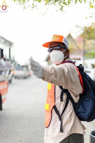 ภาพ No.117087:V.16 เป็นทีม การเตรียมงาน เก็บงาน การรับบุญของเจ้าหน้าที่หน่วยงานต่างๆ เพื่อโครงการธรรมยาตรา กตัญญูบูชามหาปูชนียาจารย์ พระมงคลเทพมุนี (สด จนฺทสโร) พระผู้ปราบมาร อนุสรณ์สถาน 7 แห่ง ปีที่ 12 ระหว่างวันที่ 2 - 31 มกราคม พ.ศ. 2567