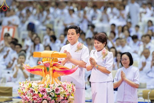 พิธีทอดกฐิน และ พิธีกรานกฐิน ในวันอาทิตย์ที่ 3 พฤศจิกายน พ.ศ. 2567 ณ วัดพระธรรมกาย จ.ปทุมธานี