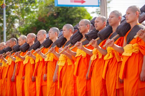 ภาพ No.287720:วันที่ 3 มกราคม พ.ศ. 2569 พิธีต้อนรับพระธรรมยาตรา ครั้งที่ 2 (ภาพชุดที่ 2) ในโครงการธรรมยาตรา กตัญญูบูชา มหาปูชนียาจารย์ พระมงคลเทพมุนี(สด จนฺทสโร) พระผู้ปราบมาร อนุสรณ์สถาน 7 แห่ง ปีที่ 14 ณ อนุสรณ์สถานมหาวิหารพระมงคลเทพมุนี (โลตัสแลนด์) อ.สองพี่น้อง จ.