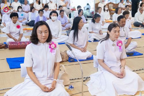 ภาพ No.295845:วันที่ 17 มกราคม พ.ศ. 2569 พิธีถวายภัตตาหารเป็นสังฆทาน แด่พระธรรมยาตรา ณ วัดโบสถ์บน ต.บางคูเวียง จ.นนทบุรี อนุสรณ์สถานลำดับที่ 4 สถานที่เกิดด้วยกายธรรม ในโครงการธรรมยาตรา กตัญญูบูชา มหาปูชนียาจารย์ พระมงคลเทพมุนี(สด จนฺทสโร) พระผู้ปราบมาร อนุสรณ์สถาน 7 แ