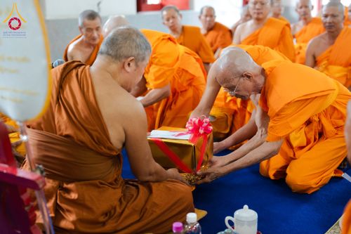 ภาพ No.341399:วันอาทิตย์ที่ 26 กรกฎาคม พ.ศ. 2569 ​โครงการอุปสมบทหมู่บูชาธรรมมหาปูชนียาจารย์ รุ่นที่ ๑ วัดกลางธนรินทร์ ต.บ้านแป้ง อ.พรหมบุรี จ.สิงห์บุรี