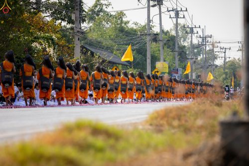 ภาพ No.299413:วันที่ 18 มกราคม พ.ศ. 2569 พิธีต้อนรับพระธรรมยาตรา ณ อนุสรณ์สถานลำดับที่ 5 สถานที่เผยแผ่วิชชาธรรมกายครั้งแรก อนุสรณ์สถานบางปลา วัดบางปลา อำเภอบางเลน จังหวัดนครปฐม ในโครงการธรรมยาตรา กตัญญูบูชา มหาปูชนียาจารย์ พระมงคลเทพมุนี(สด จนฺทสโร) พระผู้ปราบมาร อนุส