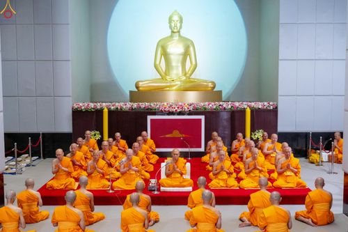 ภาพ No.330791:วันวิสาขบูชา อาทิตย์ที่ 31 พฤษภาคม พ.ศ.2569 พิธีบรรพชาสามเณรอุบาสก 11 ท่าน , พิธีถวายบาตรผ้าไตร และจตุปัจจัยไทยธรรม แด่สามเณร , พิธีอุปสมบทอุทิศชีวิต , พิธีกล่าวคำกัปปิยภัณฑ์  ณ อุโบสถพระไตรปิฎก วัดพระธรรมกาย จังหวัดปทุมธานี