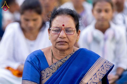 ภาพ No.283760:วันที่ 6-7 ธันวาคม พ.ศ. 2568  พิธีรับมอบหนังสือแสดงเจตจำนงถวายสิทธิครอบครองและใช้ประโยชน์วัดสันติวัน เมืองนาคปูร์  พิธีจุดโคมประทีปถวายเป็นพุทธบูชา และอุทิศบุญกุศลแด่ ดร.บี.อาร์. อัมเบดการ์  พิธีบูชาข้าวพระถ่ายทอดสดจากประเทศไทย