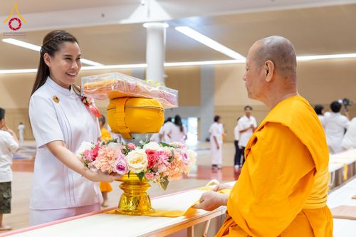 ภาพ No.313681:วันอาทิตย์ที่ 15 มีนาคม พ.ศ. 2569 พิธีร่วมบุญบรรพชาสามเณร 5000 รูป ณ ห้องแก้วสารพัดนึก 2 สภาธรรมกายสากล วัดพระธรรมกาย