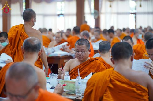 ภาพ No.281310:วันที่ 25 ธันวาคม พ.ศ. 2568 บรรยากาศการตรวจใบข้อสอบธรรมสนามหลวง  นักธรรมชั้นเอก และธรรมศึกษาชั้นเอก ส่วนภูมิภาค  ณ ศาลาอบรมสงฆ์ วัดสามพระยาวรวิหาร เขตพระนคร กรุงเทพมหานคร
