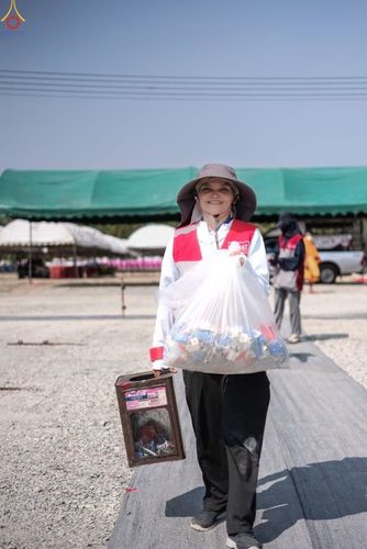 ภาพ No.301502:ภาพเบื้องหลังอาสาสมัครรวมใจ ชุดที่ 4 ในโครงการธรรมยาตรา กตัญญูบูชา มหาปูชนียาจารย์ พระมงคลเทพมุนี(สด จนฺทสโร) พระผู้ปราบมาร อนุสรณ์สถาน 7 แห่ง ปีที่ 14