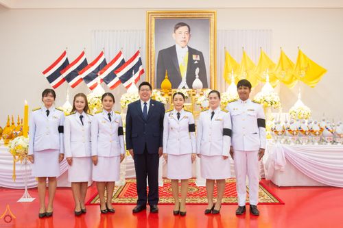 ภาพ No.341760:วันอังคารที่ 28 กรกฎาคม พ.ศ. 2569 คณะสงฆ์และพสกนิกรอำเภอคลองหลวง พร้อมใจจัดพิธีเจริญพระพุทธมนต์ ปฏิบัติธรรม และทำบุญตักบาตร ถวายพระราชกุศลเฉลิมพระเกียรติพระบาทสมเด็จพระเจ้าอยู่หัว