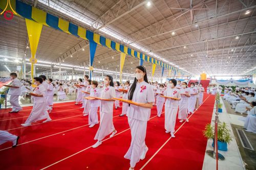 ภาพ No.90074:พิธีปฎิบัติธรรมและพิธีทอดผ้าป่าสมทบกฐินครั้งที่ 3 เนื่องใน 139 ปี วันคล้ายวันเกิดด้วยรูปกายเนื้อ พระมงคลเทพมุนี (สด จนฺทสโร) พระผู้ปราบมาร วันอังคารที่ 10 ตุลาคม พ.ศ. 2566 ณ วัดพระธรรมกาย จ.ปทุมธานี