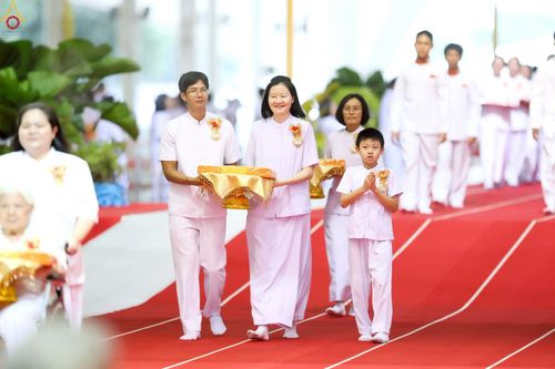 ภาพ No.251663:วันที่ 10 ตุลาคม พ.ศ. 2568 พิธีทอดผ้าป่าสมทบกฐินวัดพระธรรมกาย และสมทบกฐิน 30,000 กว่าวัดทั่วประเทศ ครั้งที่ 3 ณ สภาธรรมกายสากล วัดพระธรรมกาย