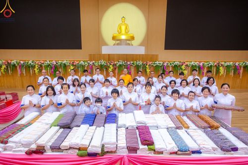 ภาพ No.138906:พิธีถวายกองทุนสนับสนุน การสร้างพระไตรปิฎกฉบับธรรมชัย และอนุรักษ์คัมภีร์ใบลาน น้อมบูชาธรรมหลวงพ่อธัมมชโย 80 ปี ณ ห้องแก้วสารพัดนึก 2 วัดพระธรรมกาย วันเสาร์ที่ 1 มิถุนายน พศ. 2567