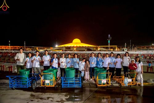 ภาพ No.218883:วันศุกร์ที่ 18 เมษายน พ.ศ. 2568 การเตรียมงานในลานธรรม , พระมหาธรรมกายเจดีย์ เพื่องานวันคุ้มครองโลก 22 เมษายน พ.ศ. 2568