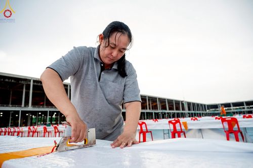 ภาพ No.218727:วันพฤหัสบดีที่ 17 เมษายน พ.ศ. 2568 การเตรียมงานในลานธรรม , สภาธรรมกายสากล , วิหารคด  เพื่องานวันคุ้มครองโลก 22 เมษายน พ.ศ. 2568