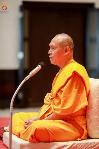 ภาพ No.141438:พิธีบรรพชาอุปสมบท โครงการอุปสมบทหมู่รุ่นผู้บริหาร รุ่นที่ 14 โครงการอุปสมบทหมู่ธรรมทายาท ระดับอุดมศึกษา รุ่นที่ 51 ภาคฤดูฝน ณ โบสถ์พระไตรปิฎก วัดพระธรรมกาย ในวันเสาร์ที่ 15 มิถุนายน พ.ศ. 2567