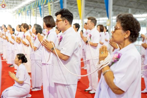 ภาพ No.247165:วันที่ 21 กันยายน พ.ศ. 2568 งานบุญวันอาทิตย์ พิธีจุดเทียนใจ ไฟนิรันด์ อนันตชัย ณ วัดพระธรรมกาย จ.ปทุมธานี