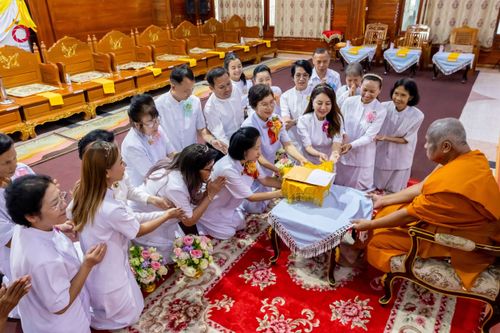 ภาพ No.200129:พิธีทอดผ้าป่าทำนุบำรุงศาสนสถาน ณ วัดบางไผ่นารถ ตำบลบางไทรป่า อำเภอบางเลน จังหวัดนครปฐม ในโครงการธรรมยาตรา กตัญญูบูชา มหาปูชนียาจารย์ พระมงคลเทพมุนี(สด จนฺทสโร) พระผู้ปราบมาร อนุสรณ์สถาน 7 แห่ง ปีที่ 13 วันที่ 22 มกราคม พ.ศ. 2568