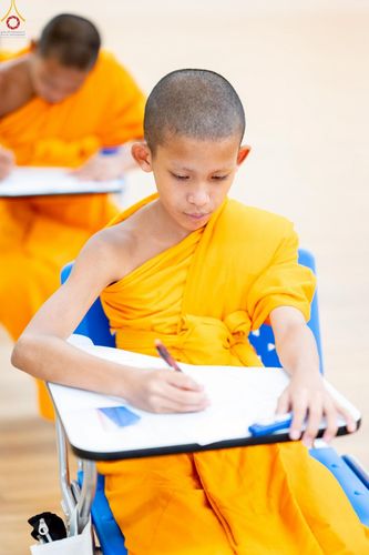 ภาพ No.249696:วันที่ 1 ตุลาคม พ.ศ. 2568 การสอบธรรมสนามหลวง นักธรรมชั้นตรี อำเภอคลองหลวง จังหวัดปทุมธานี ณ ห้องแก้วสารพัดนึก 2 วัดพระธรรมกาย