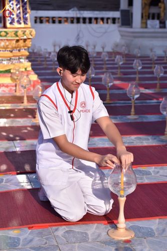 ภาพ No.205557:V.53 สารพัดV สารพัดดี ที่วัดโบสถ์บน ในโครงการธรรมยาตรา กตัญญูบูชา มหาปูชนียาจารย์ พระมงคลเทพมุนี(สด จนฺทสโร) พระผู้ปราบมาร อนุสรณ์สถาน 7 แห่ง ปีที่ 13 ระหว่างวันที่ 2-31 มกราคม พ.ศ. 2568