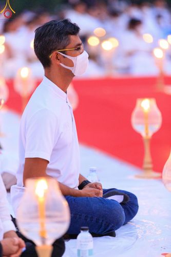 ภาพ No.118289:พิธีจุดประทีปถวายเป็นพุทธบูชา และบูชาธรรมมหาปูชนียาจารย์ พระมงคลเทพมุนี(สด จนฺทสโร) วันที่ 24 มกราคม พ.ศ. 2567 ณ อนุสรณ์สถานบางปลา อ.บางเลน จ.นครปฐม