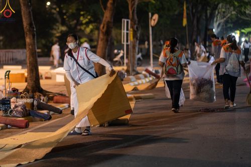 ภาพ No.121875:V.22 ต่อไป การเตรียมงาน เก็บงาน การรับบุญของเจ้าหน้าที่หน่วยงานต่างๆ เพื่อโครงการธรรมยาตรา กตัญญูบูชา มหาปูชนียาจารย์ พระมงคลเทพมุนี (สด จนฺทสโร) พระผู้ปราบมาร อนุสรณ์สถาน 7 แห่ง ปีที่ 12 ระหว่างวันที่ 2 - 31 มกราคม พ.ศ.2567