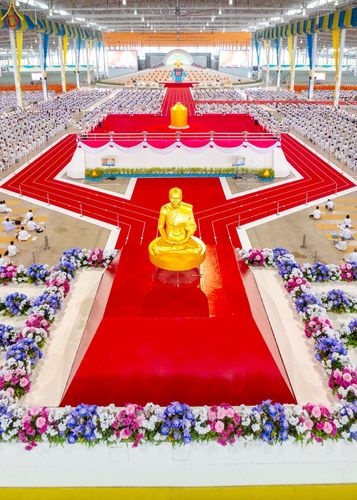 ภาพ No.243709:วันอาทิตย์ที่ 7 กันยายน พ.ศ. 2568 พิธีบูชาครูผู้ค้นพบวิชชาธรรมกาย , พิธีบูชาข้าวพระ ณ สภาธรรมกายสากล วัดพระธรรมกาย