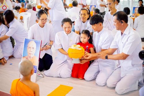 ภาพ No.215876:วันเสาร์ที่ 5 เมษายน พ.ศ. 2568 พิธีขอบรรพชา พิธีขอสรณคมน์และศีล  พิธีขอนิสสัย พิธีถวายบาตร ในโครงการบรรพชาสามเณรฟื้นฟูพระพุทธศาสนาทั่วไทย , โครงการหน่อแก้วเปรียญธรรม รุ่นที่ 13 ,  โครงการสามเณรยุวธรรมทายาท รุ่นที่ 33 , โครงการสามเณรมัชฌิมธรรมทายาท รุ่นที