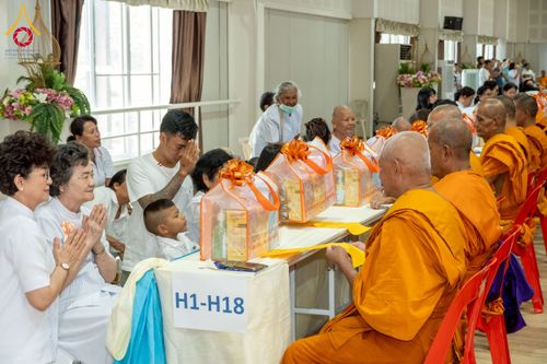 ภาพ No.238927:วันเสาร์ที่ 16 สิงหาคม พ.ศ. 2568 งานบุญประจำปี ครั้งที่ 20 พิธีทักษิณานุปทานแด่บรรพชน ตระกูลผ่องสวัสดิ์และหมู่ญาติที่ล่วงลับไปแล้ว ณ พระมหาเจดีย์ทัตตชีโว ศูนย์อบรมเยาวชนกาญจนบุรี