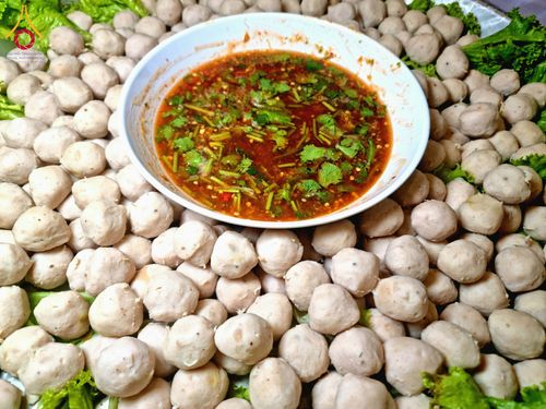 ภาพ No.203301:พิธีถวายภัตตาหารเป็นสังฆทาน แด่พระธรรมยาตรา ณ วัดพระธรรมกาย ตำบลคลองสาม อำเภอคลองหลวง จังหวัดปทุมธานี ในโครงการธรรมยาตรา กตัญญูบูชา มหาปูชนียาจารย์ พระมงคลเทพมุนี(สด จนฺทสโร) พระผู้ปราบมาร อนุสรณ์สถาน 7 แห่ง ปีที่ 13 วันที่ 29 มกราคม พ.ศ. 2568